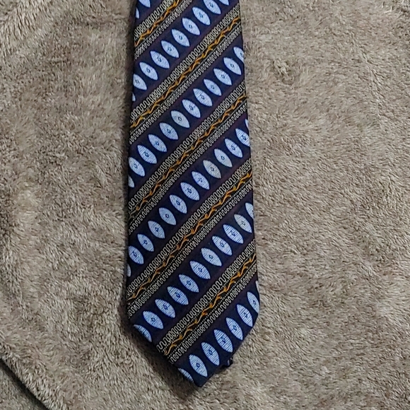 Authentic and Vintage Dior Tie - Picture 3 of 5